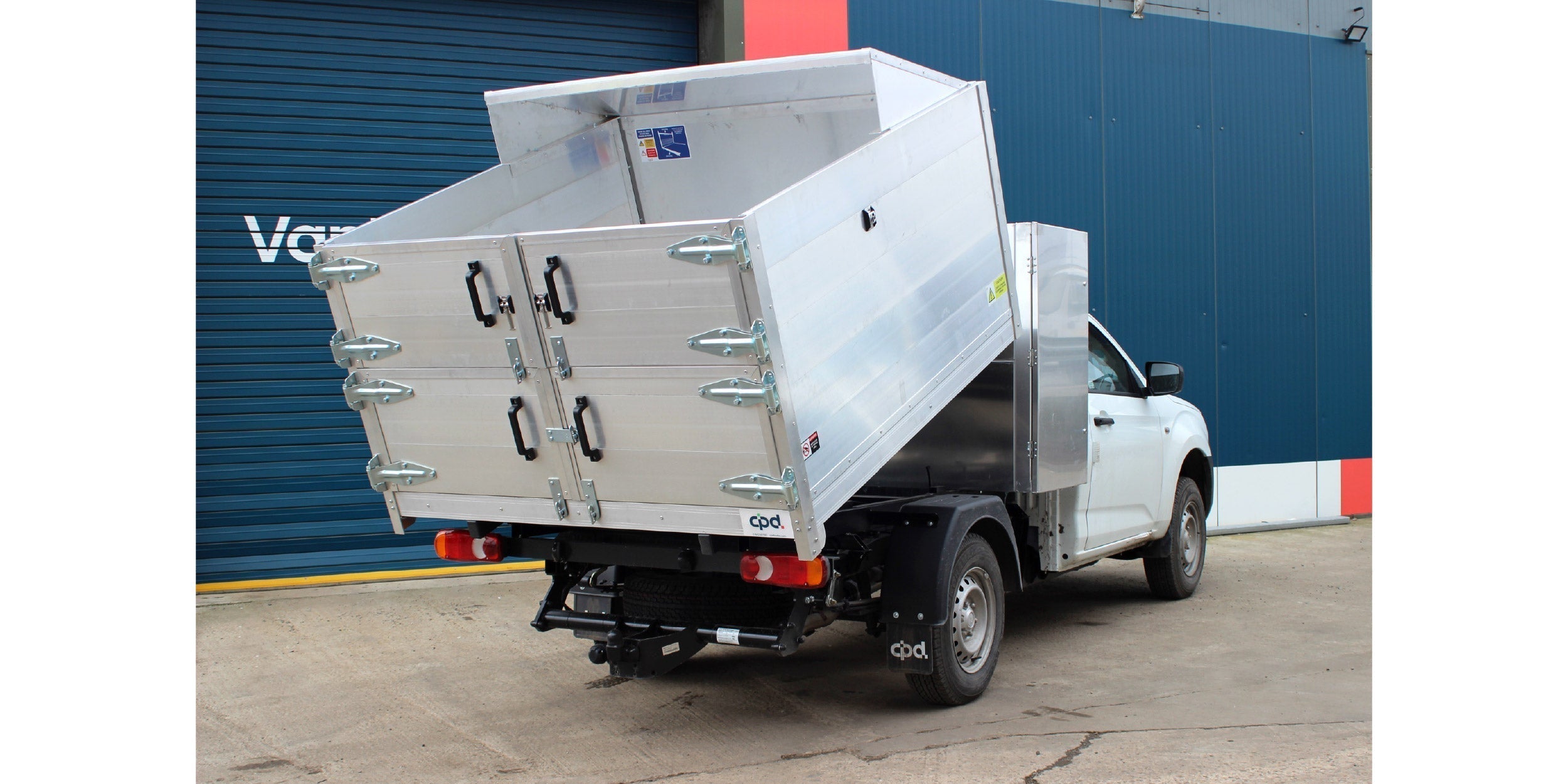Isuzu D-Max Pick Up Arb Tipper Conversion