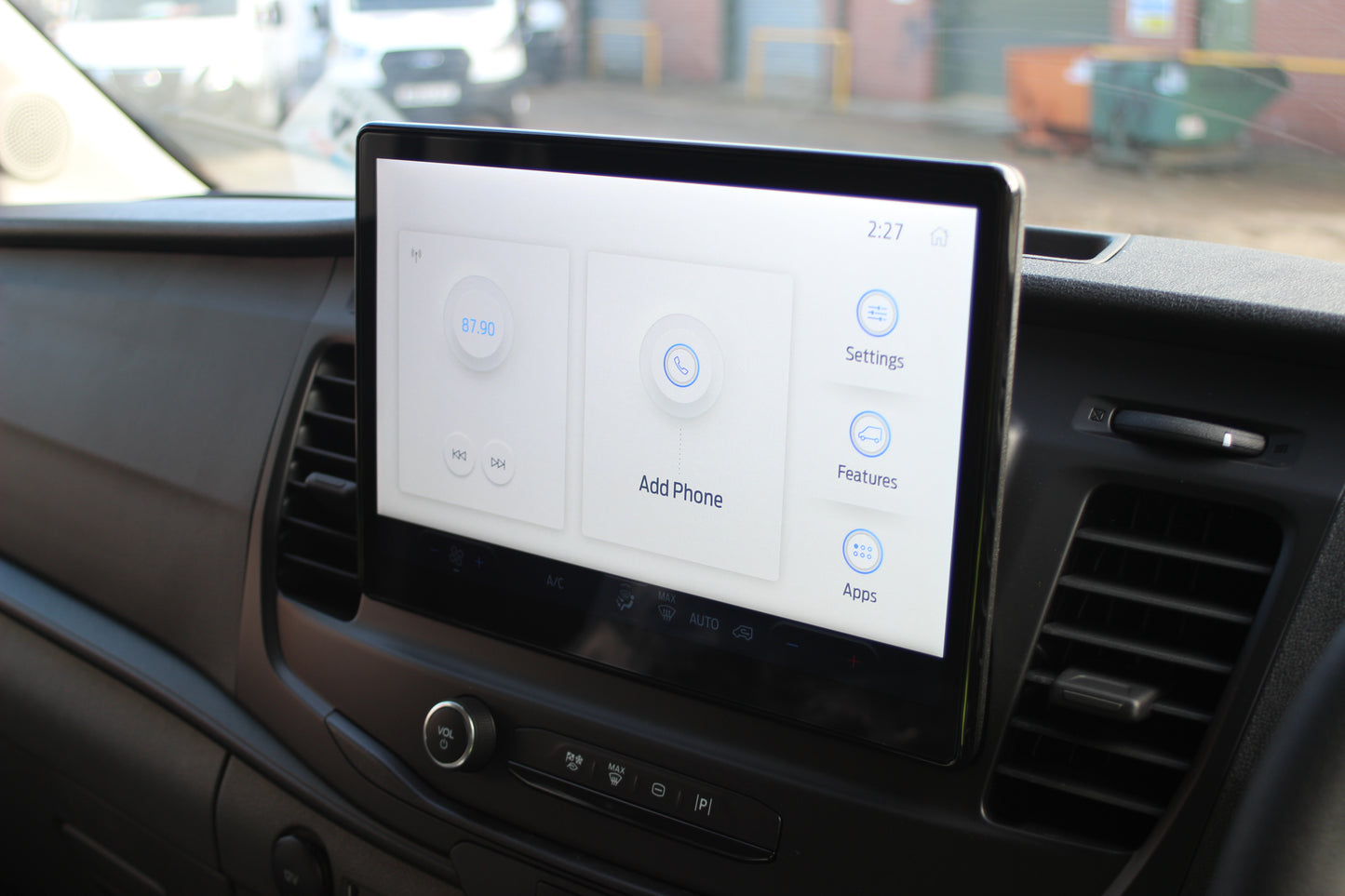 Ford Transit Praevia Dropside Diesel L3 Manual Single Cab 165ps Frozen White