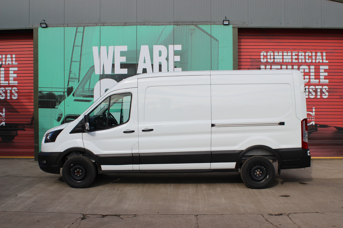 Ford Transit Panel Van 135Kw Electric L3 H2 Automatic Single Cab Trend 184ps White