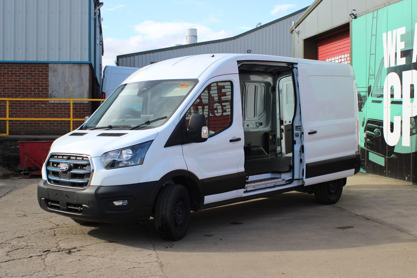 Ford Transit Panel Van 135Kw Electric L3 H2 Automatic Single Cab Trend 184ps White