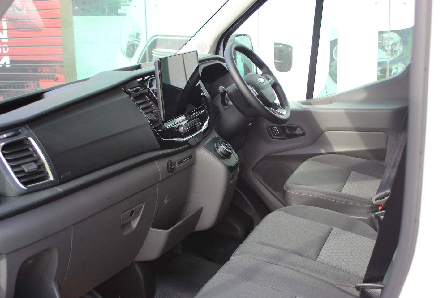 Ford Transit Panel Van 135Kw Electric L3 H2 Automatic Single Cab Trend 184ps White