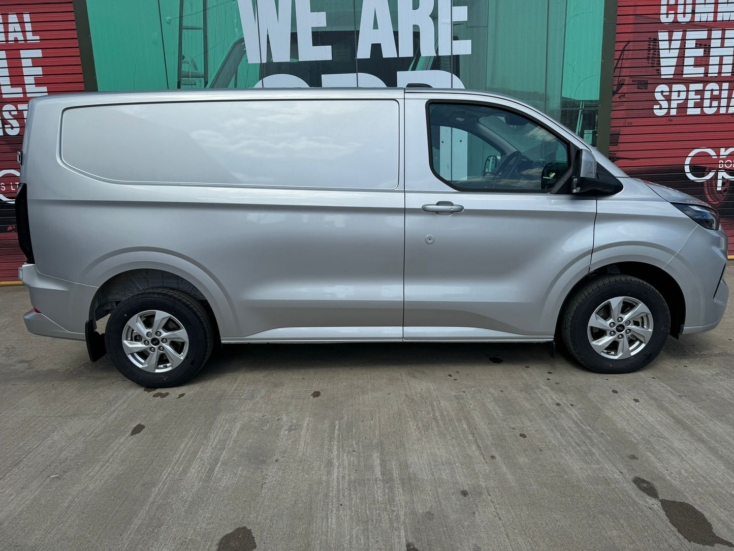 Ford Transit Panel Van 2L Diesel L1 Manual Single Cab 136ps Limited Moondust Silver