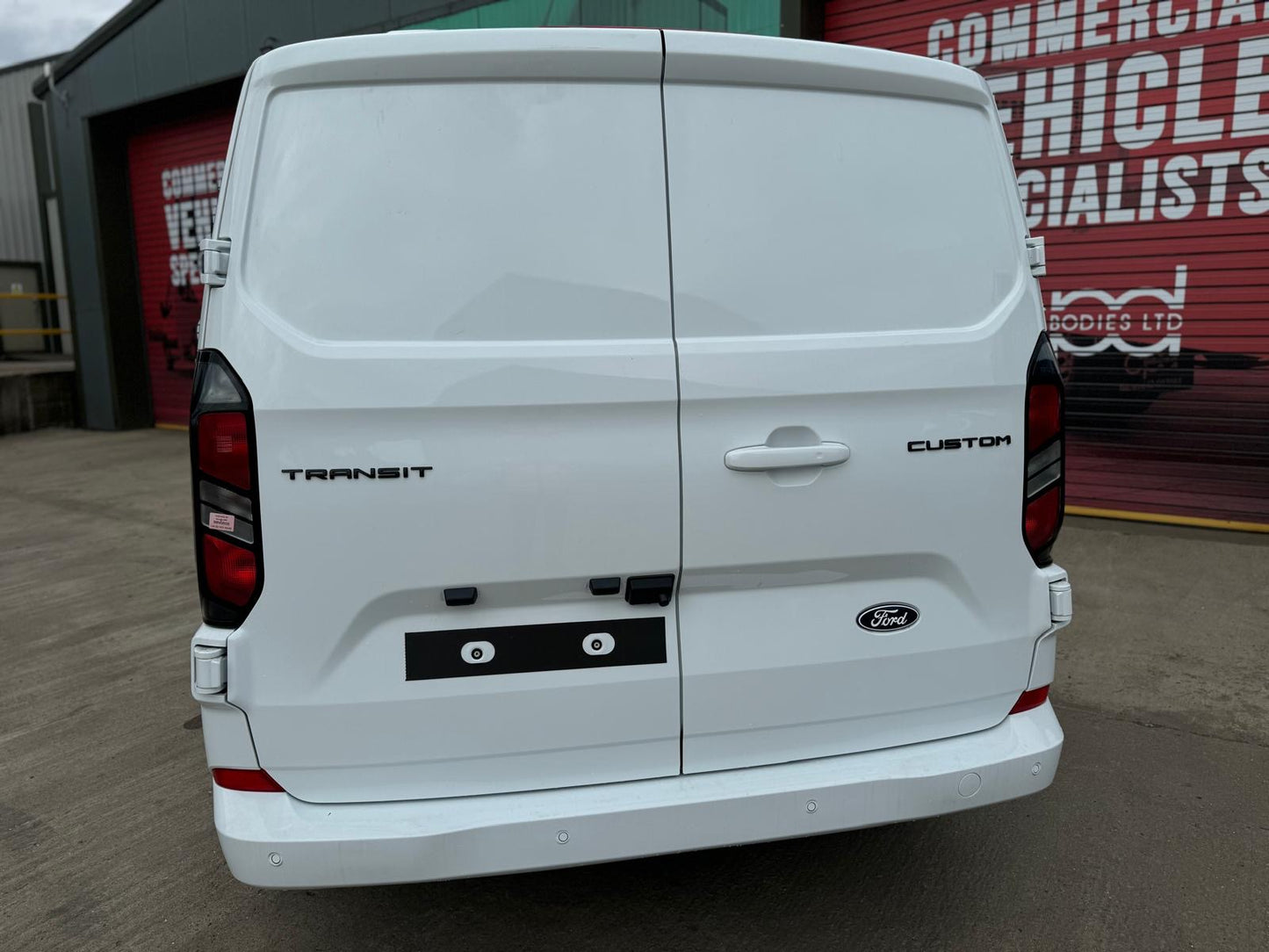 Ford Transit Panel Van 2L Diesel L1 Manual Single Cab 136ps Limited Frozen white