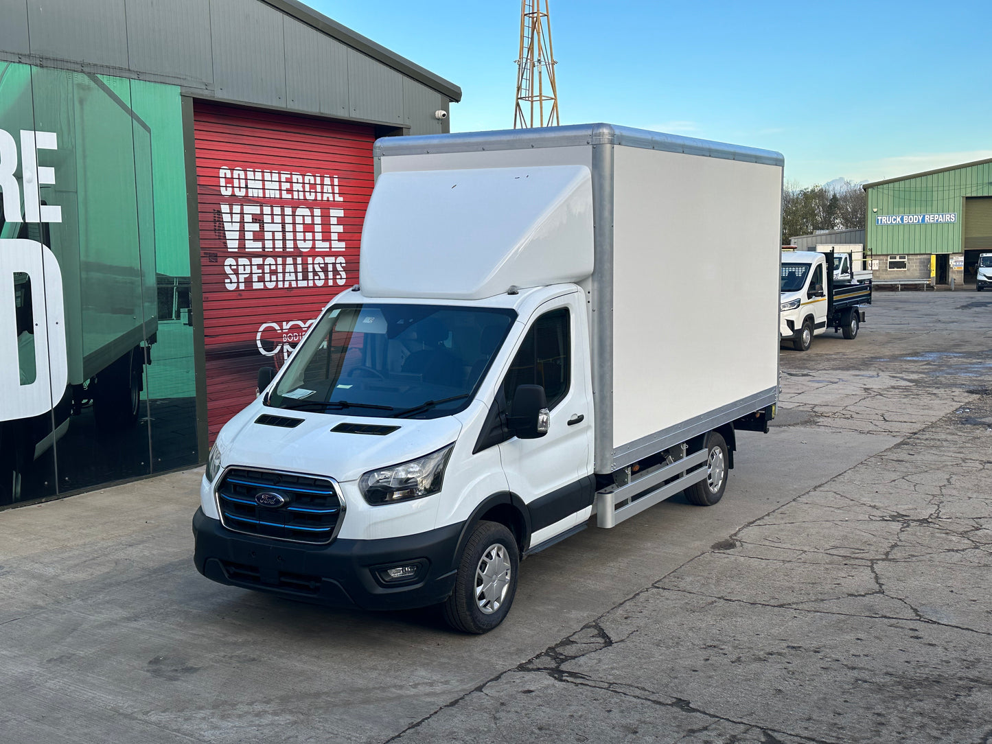 Ford Electric Transit 350 Luton Electric L3 184ps c/w Tail lift