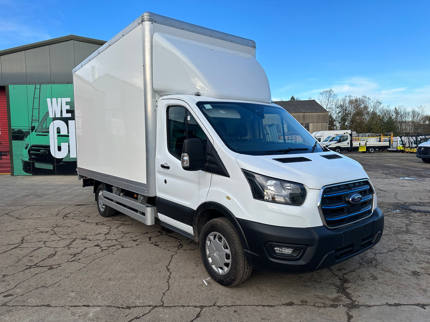 Ford Electric Transit 350 Luton Electric L3 184ps c/w Tail lift