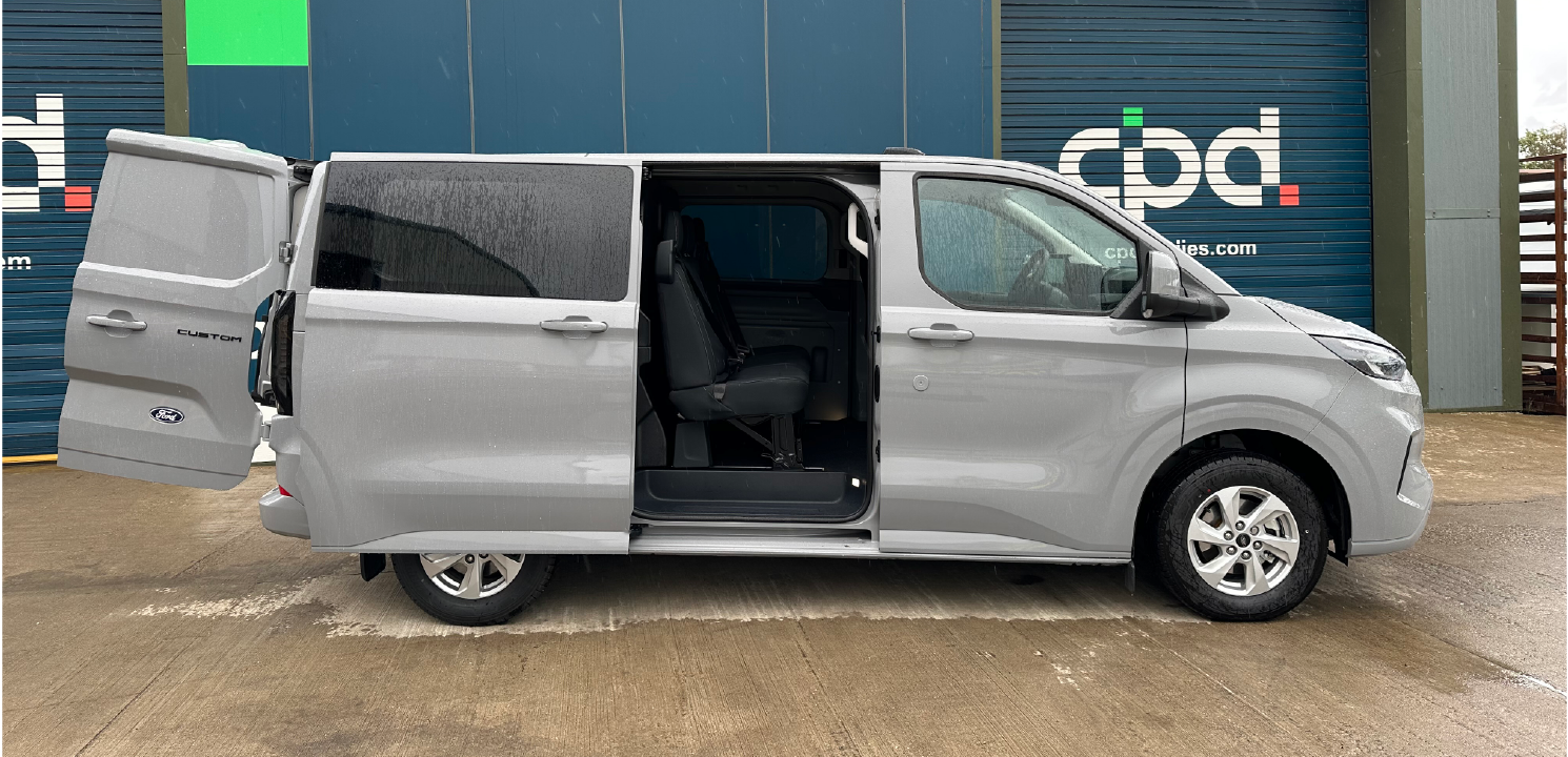 Ford Transit Custom L1 Double Cab – Built for Teams and Tools