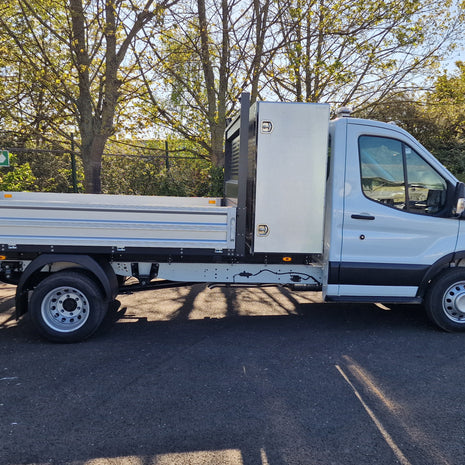 Ford L3 Single Cab Dropside with Tool Pod