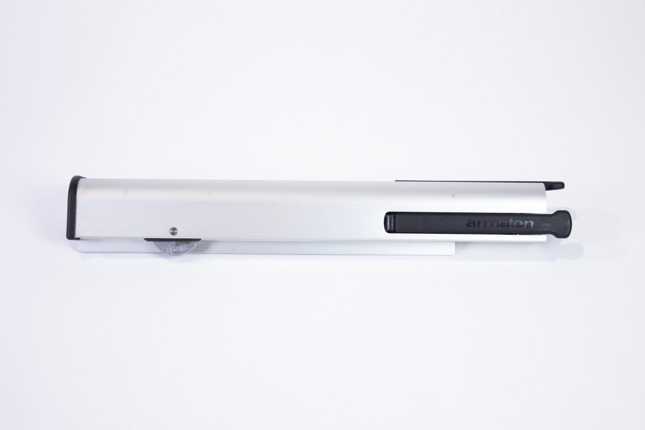 Rear Pillar & Socket (Praevia)