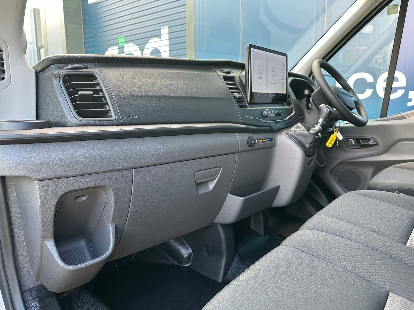 Ford Transit Tipper Diesel L3 Manual Single Cab 165ps Frozen White