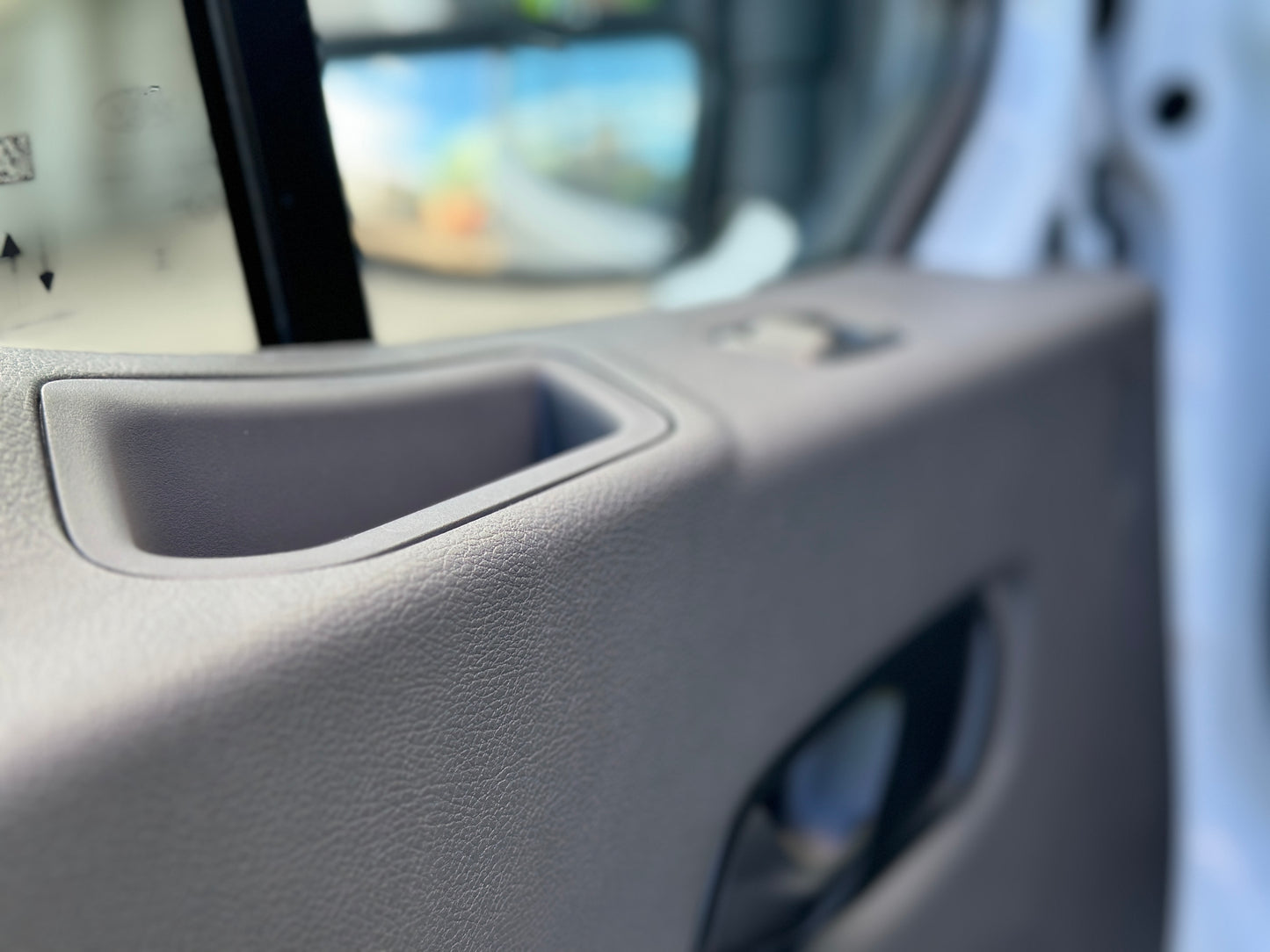 Ford Transit Tipper Diesel L3 Manual Single Cab 165ps Frozen White