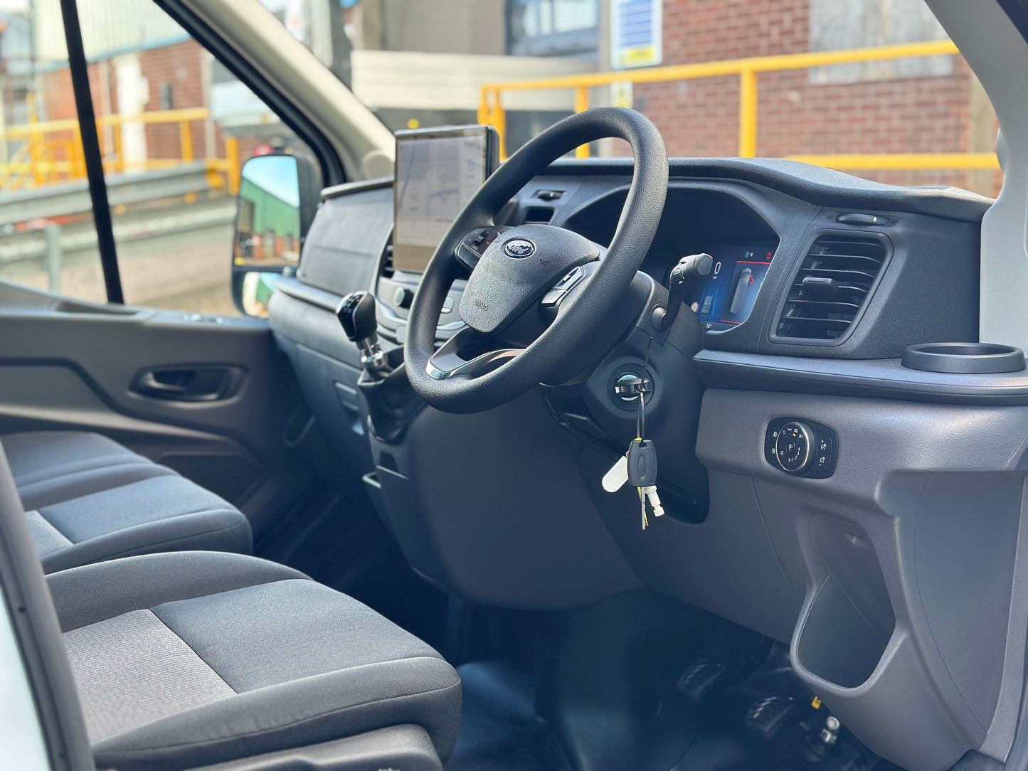 Ford Transit Praevia Tipper Diesel L2 Manual Single Cab 165ps Frozen White