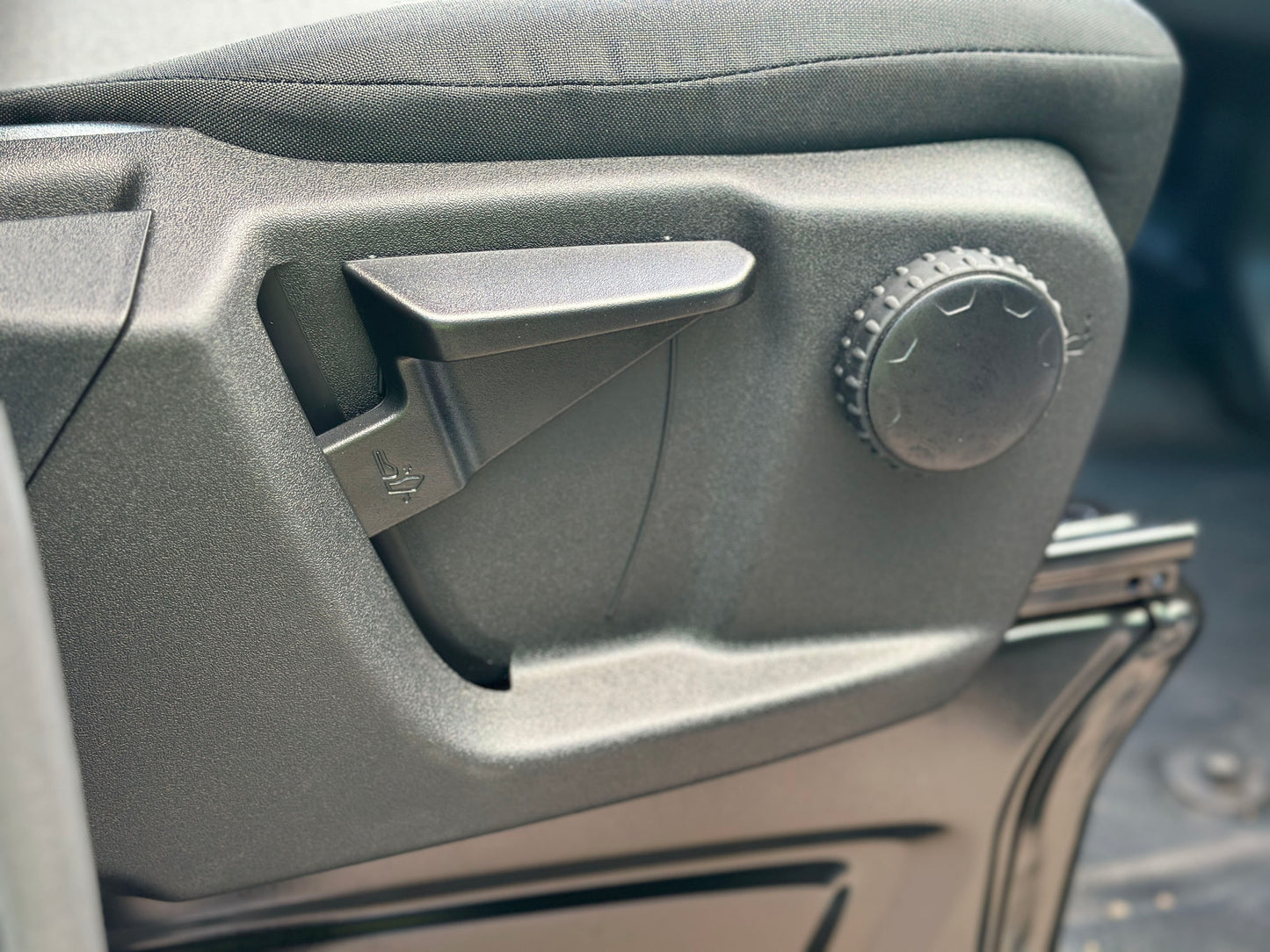 Ford Traffic Management Dropside with LP13