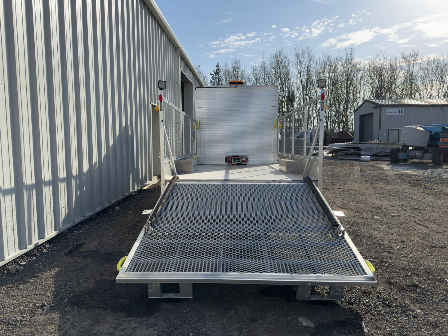 Plant & Go - Low Floor and Ramp
