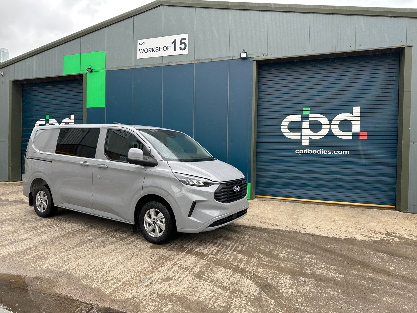 Transit Custom Limited 300 L1 H1 2.0 136ps EcoBlue FWD 6 Speed Manual Panel Van Magnetic Grey