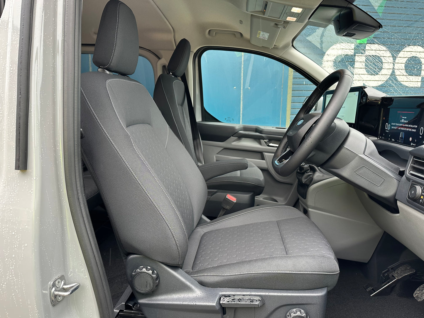 Transit Custom Limited 300 L1 H1 2.0 136ps EcoBlue FWD 6 Speed Manual Panel Van Magnetic Grey