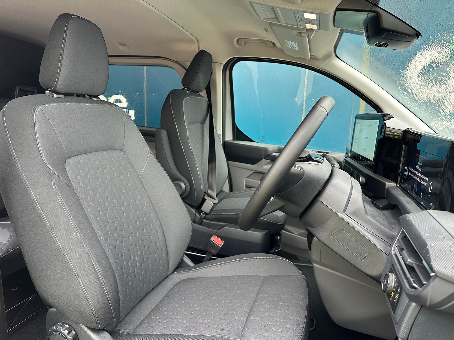 Transit Custom Limited 300 L1 H1 2.0 136ps EcoBlue FWD 6 Speed Manual Panel Van Magnetic Grey