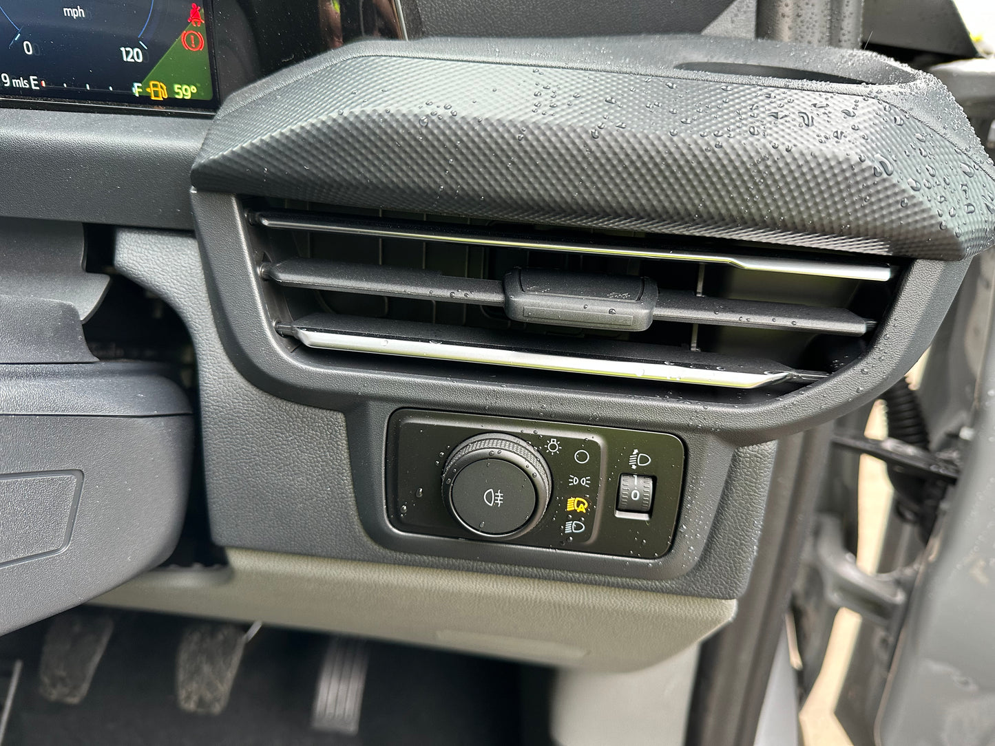 Transit Custom Limited 300 L1 H1 2.0 136ps EcoBlue FWD 6 Speed Manual Panel Van Magnetic Grey
