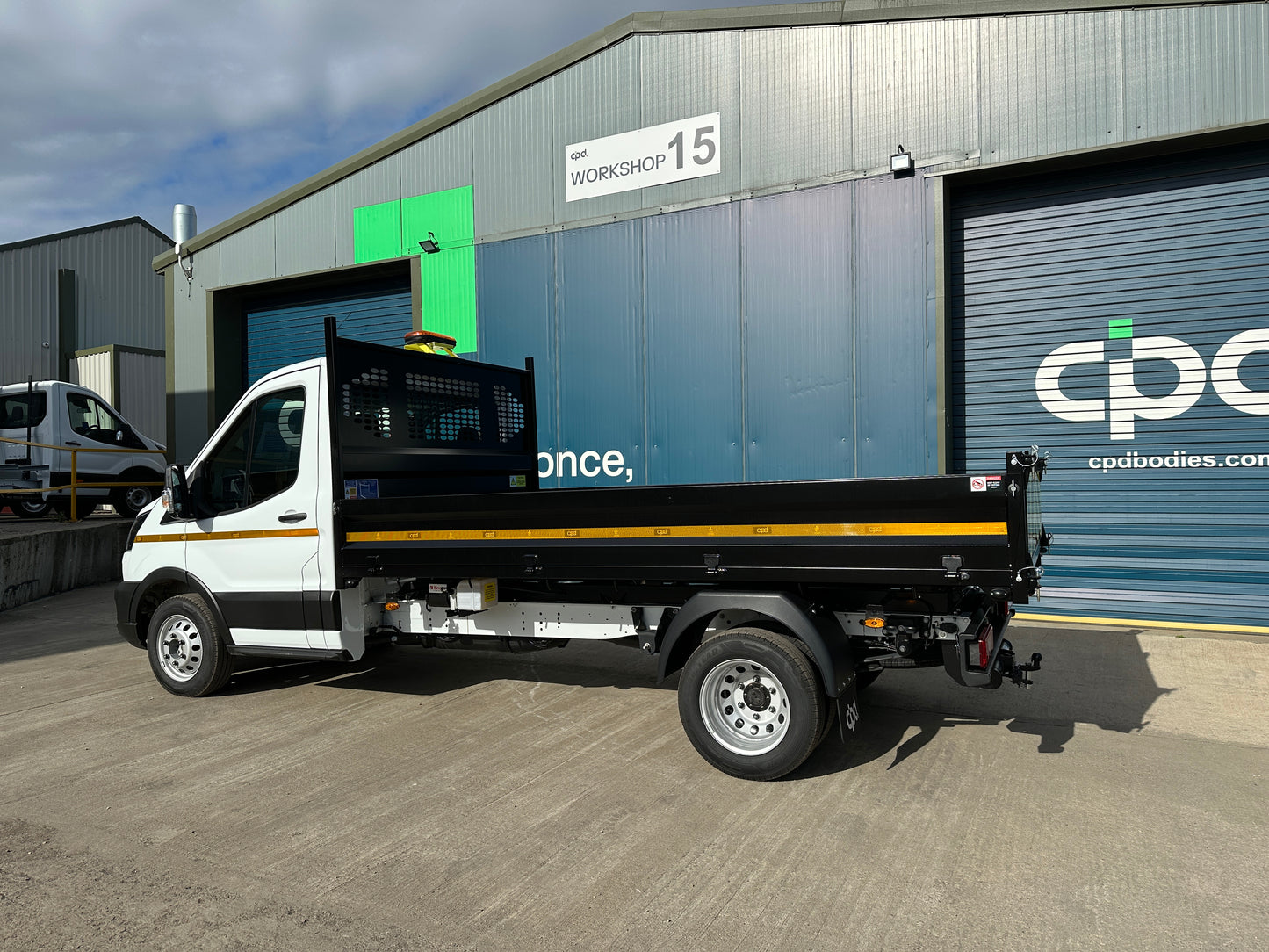 Ford Transit 350 L3 Single Cab Chassis 2.0L 165PS Leader