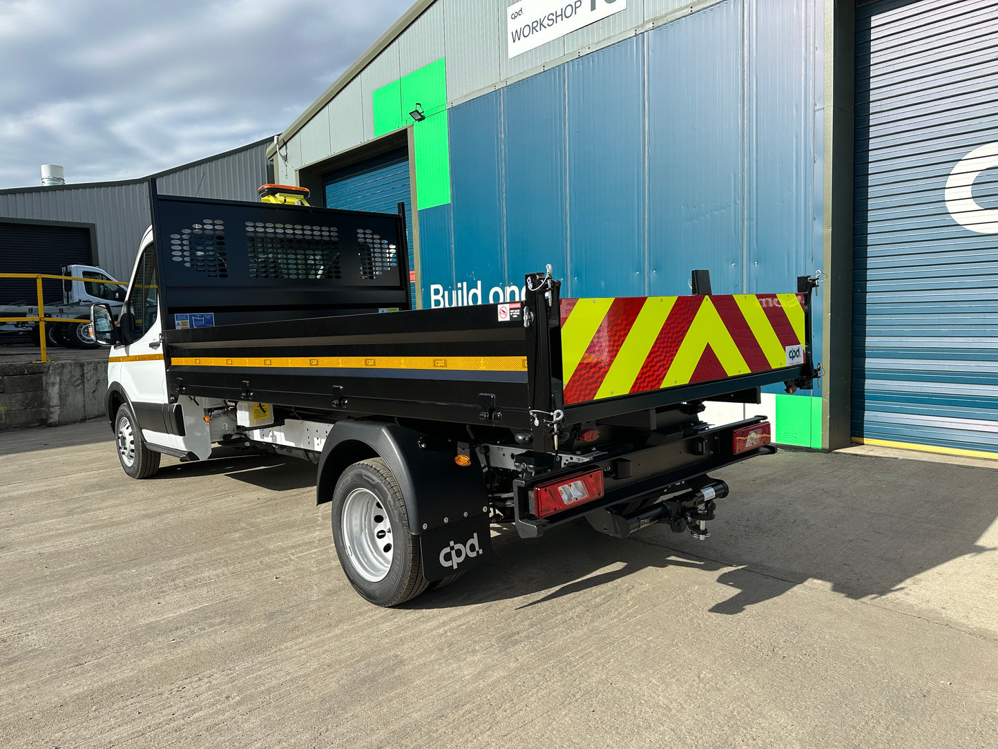 Ford Transit 350 L3 Single Cab Chassis 2.0L 165PS Leader