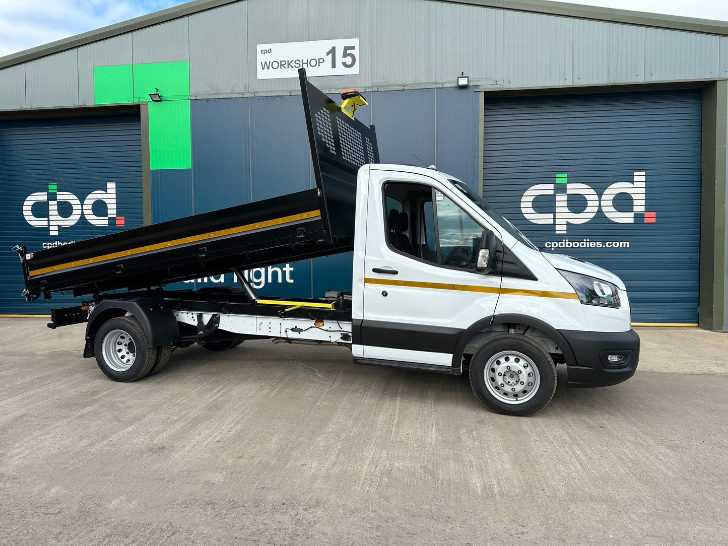 Ford Transit 350 L3 Single Cab Chassis 2.0L 165PS Leader