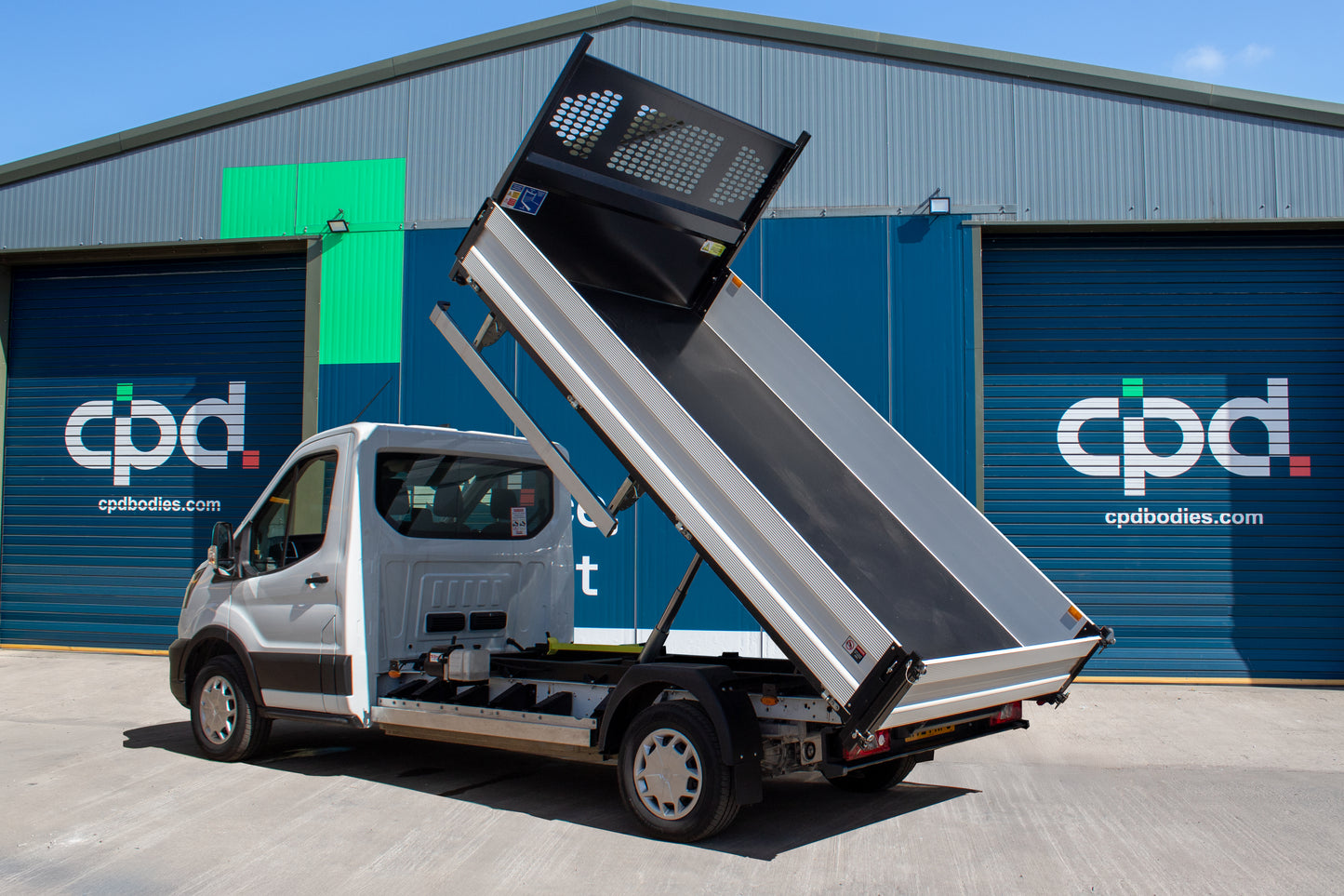 Ford Transit Tipper Diesel L3 Manual Single Cab 165ps Frozen White