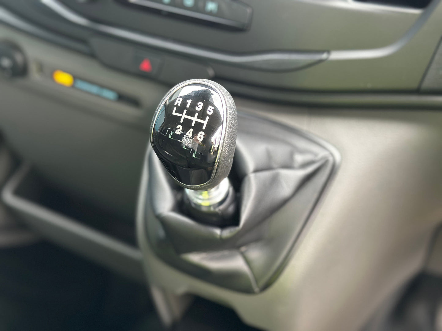 Ford Traffic Management Dropside with LP13