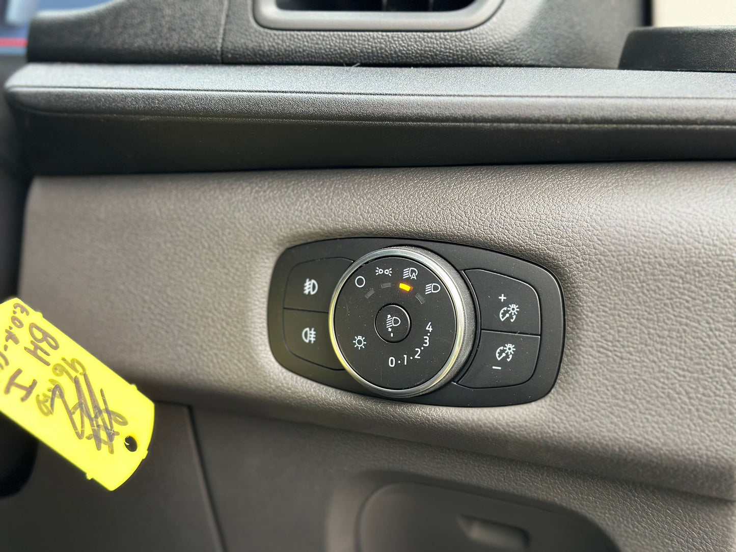 Ford Traffic Management Dropside with LP13