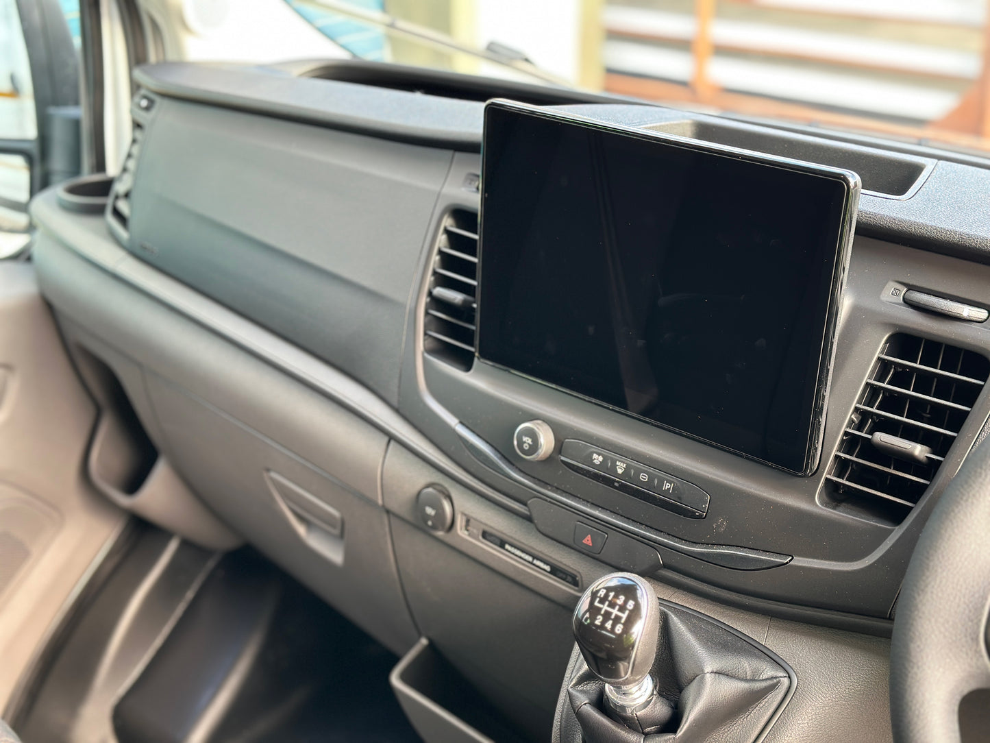 Ford Double Cab L4 Tipper with Utility