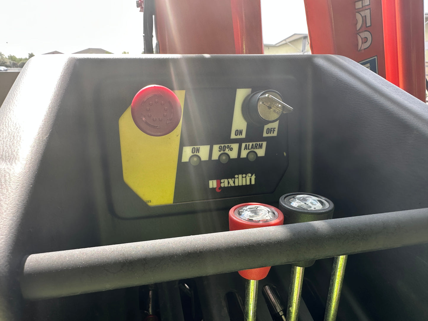 Ford Transit L3 Single Cab Dropside with Tool Pod and Crane