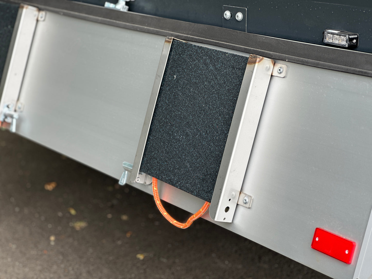 Ford Transit L3 Single Cab Dropside with Tool Pod and Crane