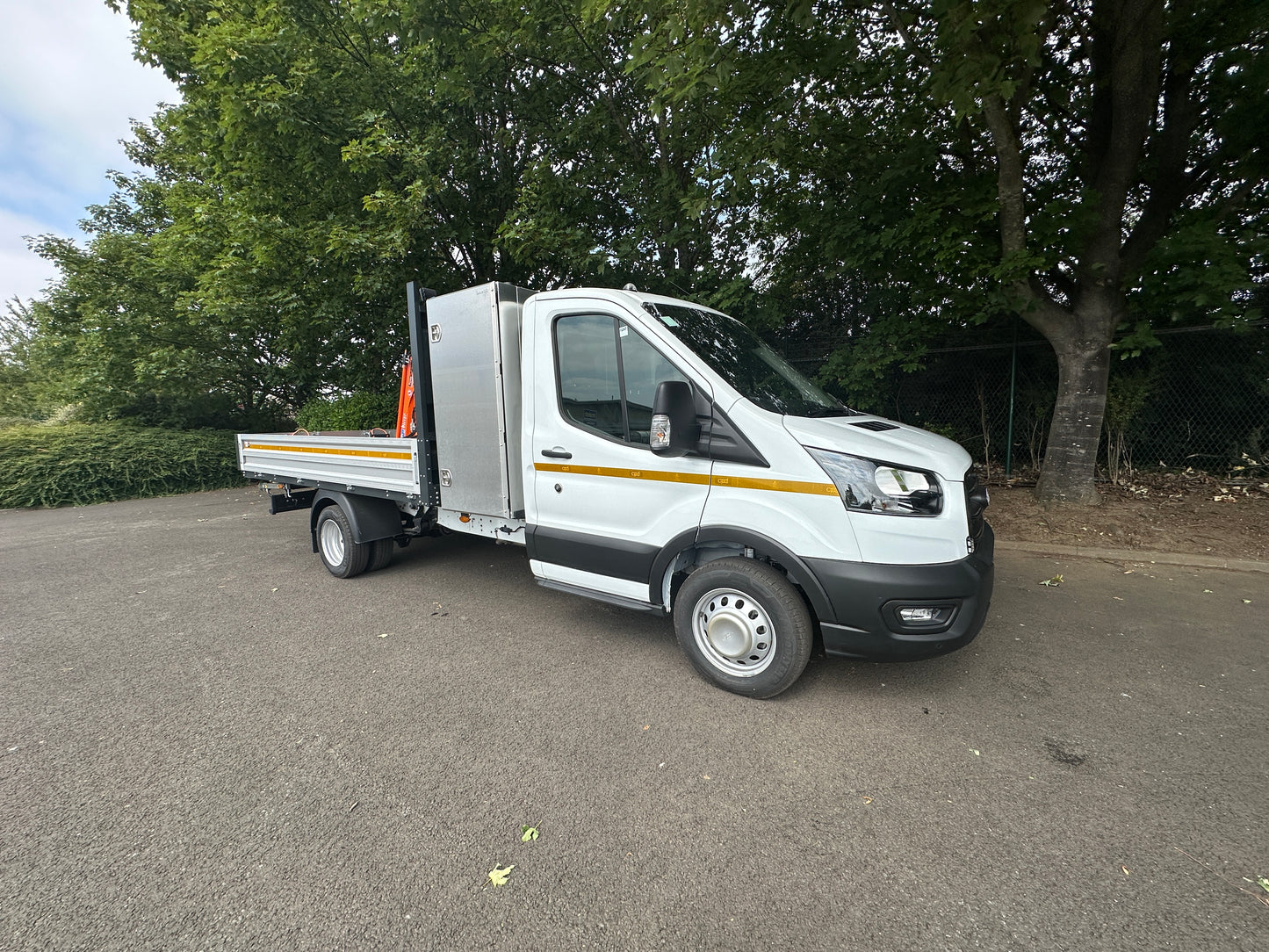 Ford Transit L3 Single Cab Dropside with Tool Pod and Crane
