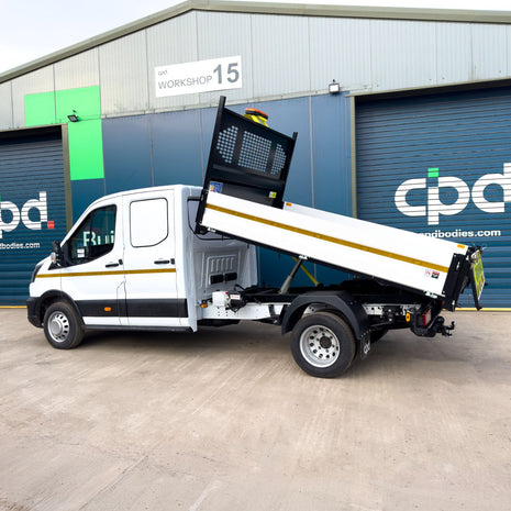 Ford Double Cab L4 Tipper with Utility
