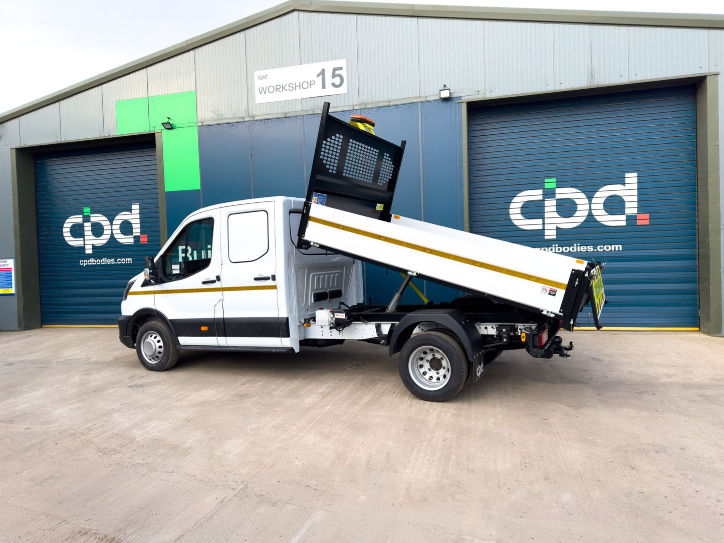 Ford Double Cab L4 Tipper with Utility