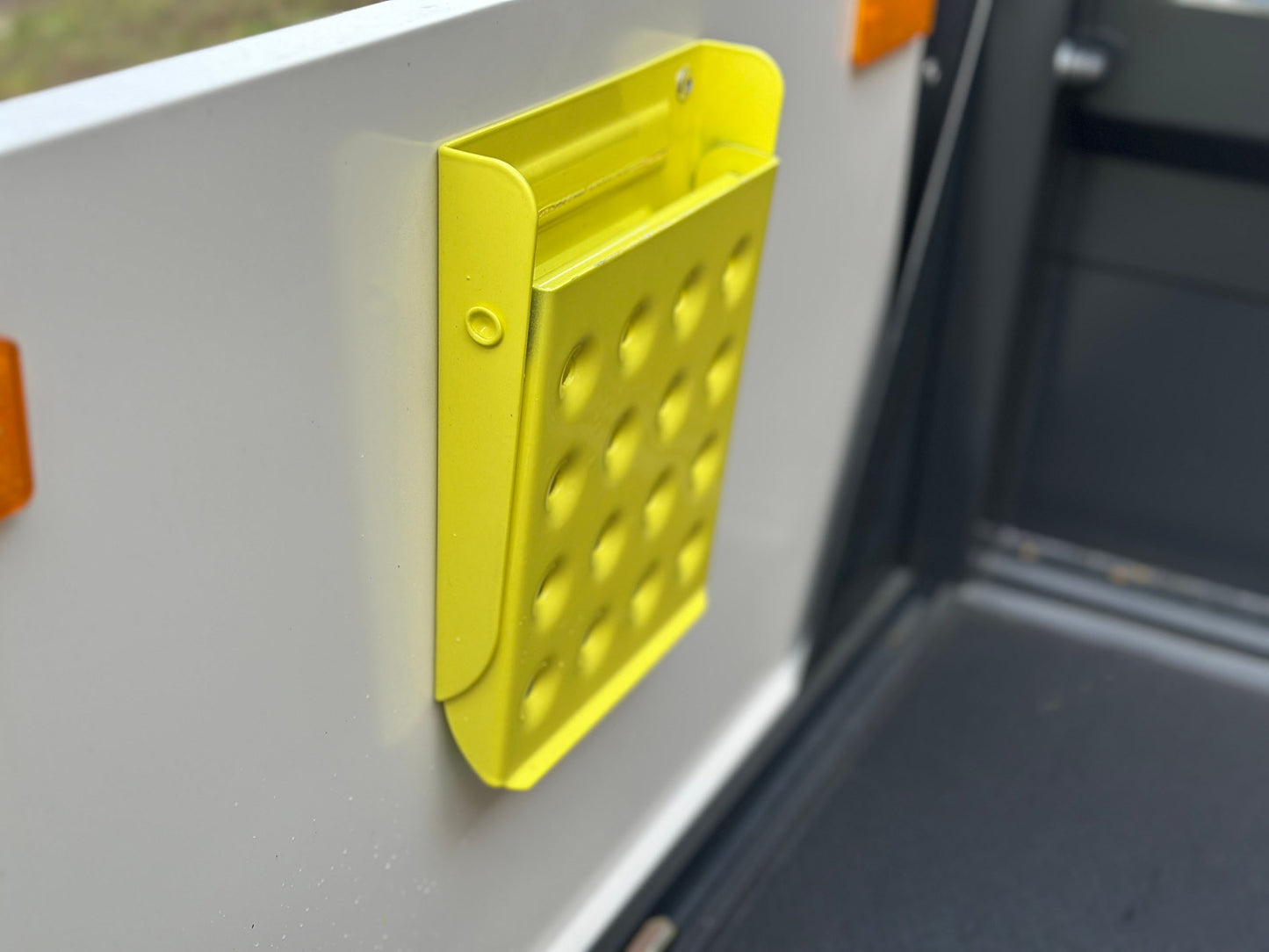 Ford Traffic Management Dropside with LP13