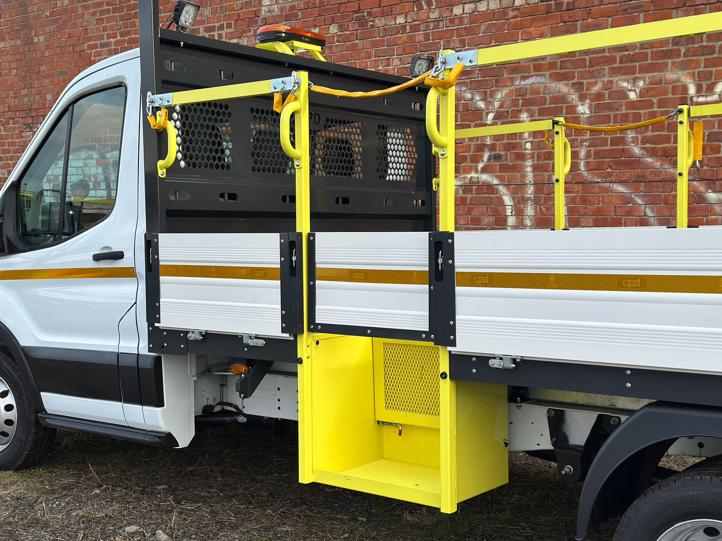 Ford Traffic Management Dropside with LP13