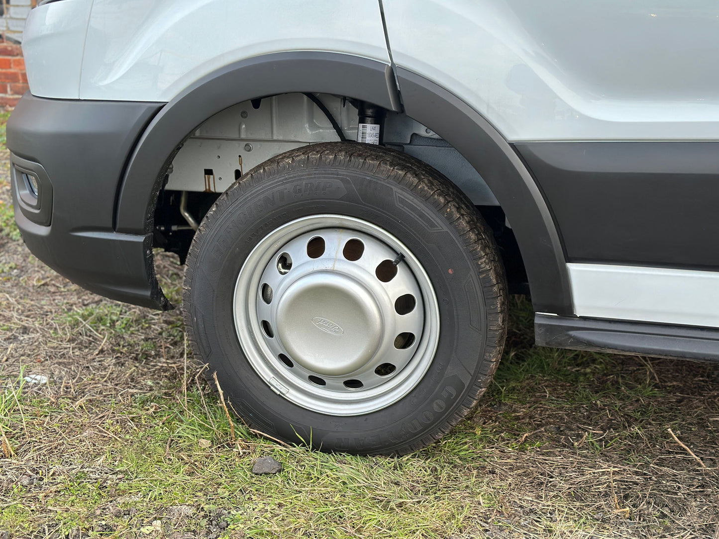 Ford Traffic Management Dropside with LP13