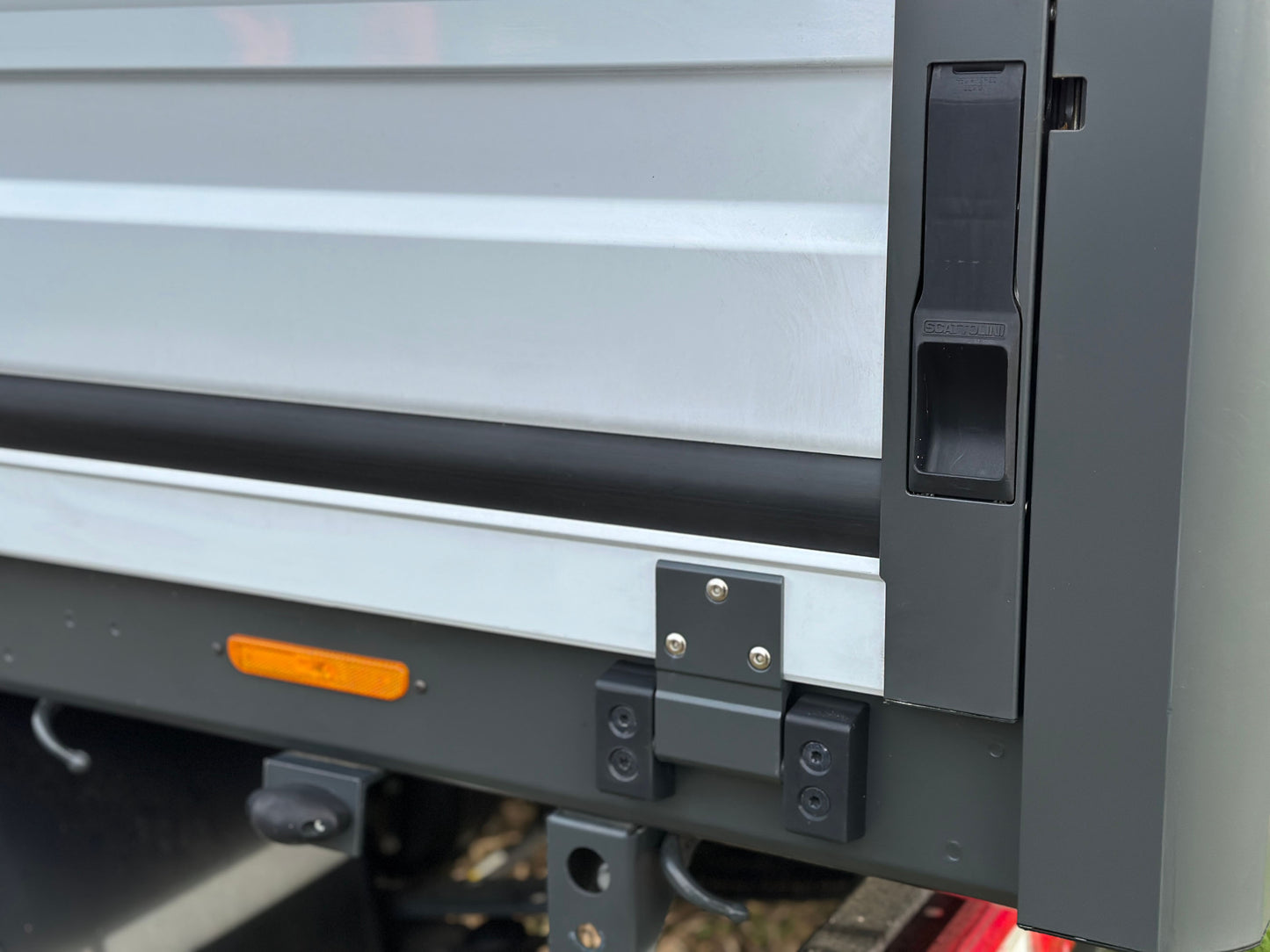 Ford Double Cab Dropside L4