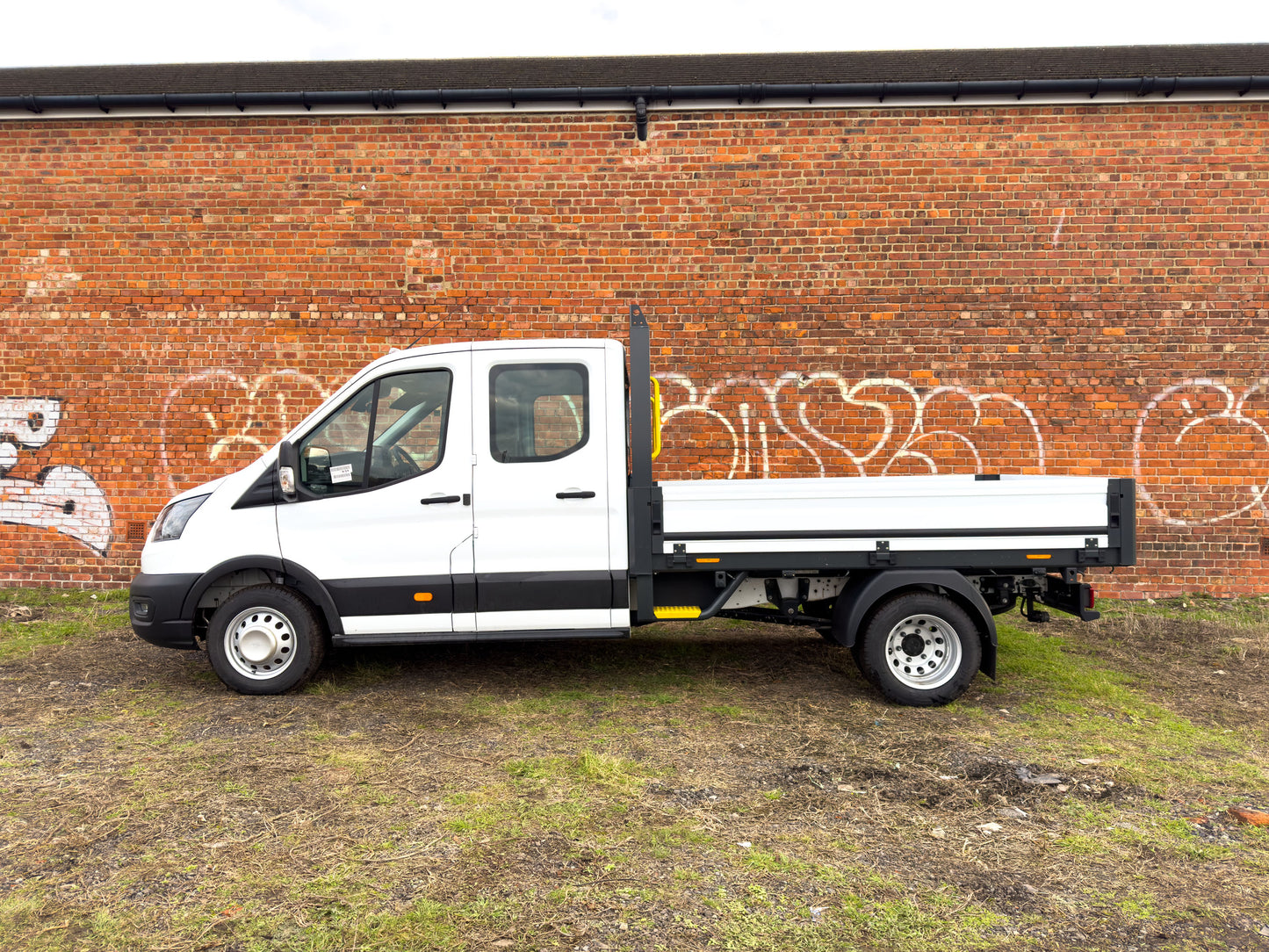 Ford Double Cab Dropside L4